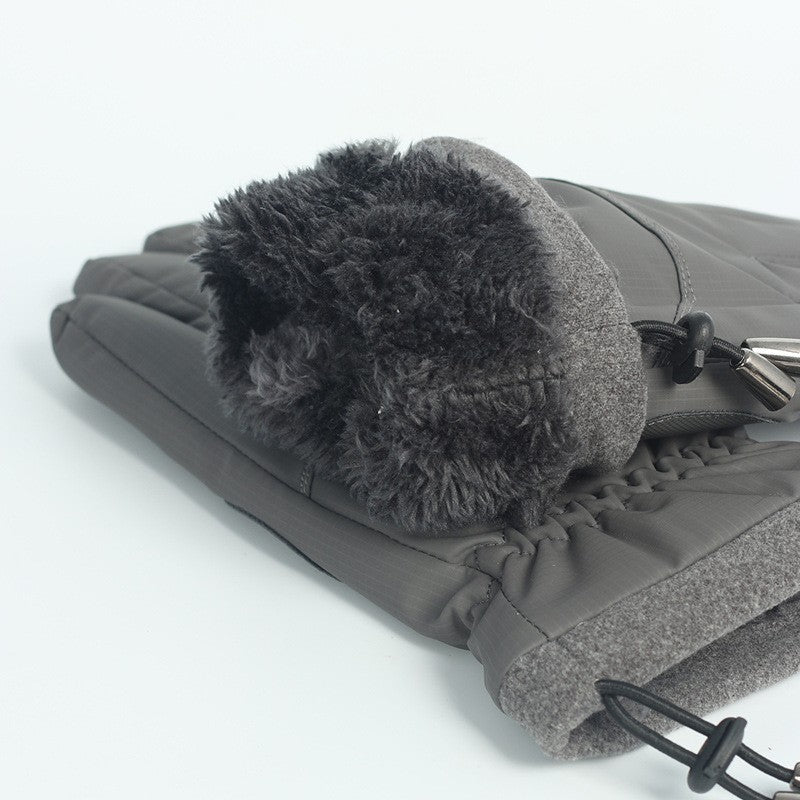 Men's winter skin feel fabric with plush and thickened insulation, cold and waterproof outdoor riding, electric bike and motorcycle gloves